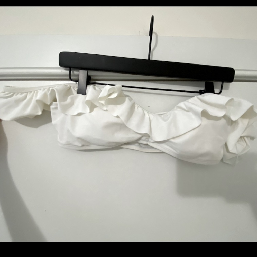 White off shoulder ruffle bandeau bikini top
